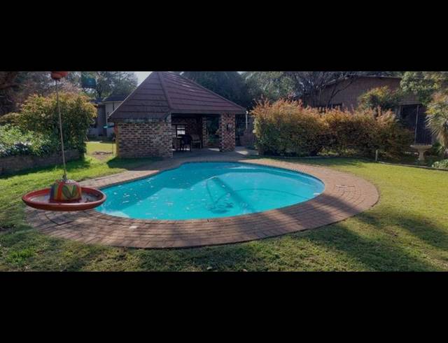 FARM FOR SALE IN WALKERVILLE CENTRAL